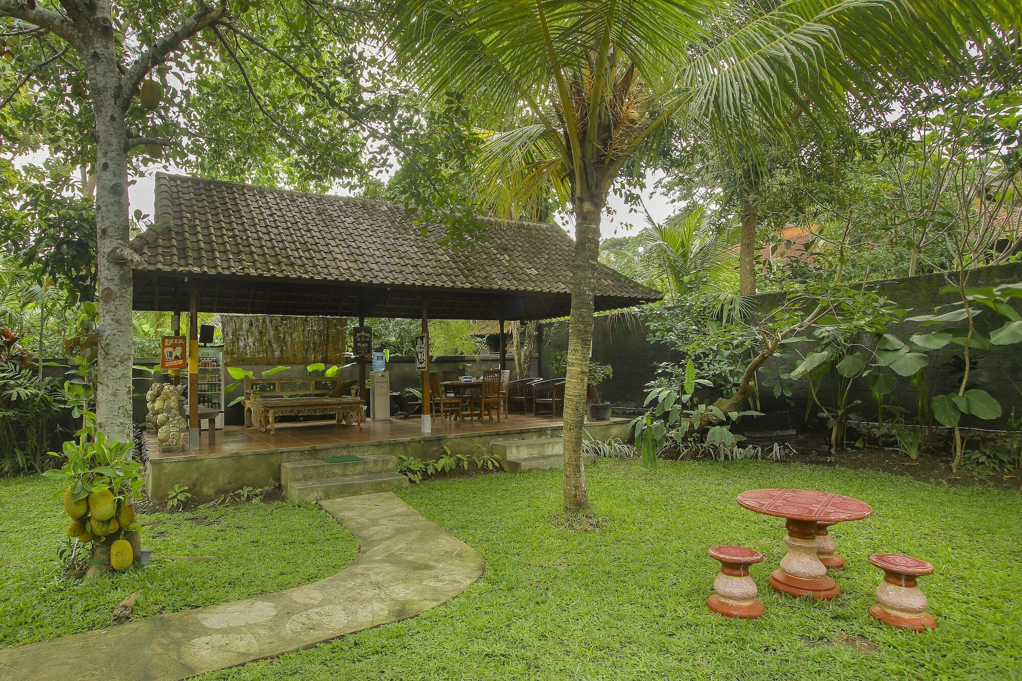 Manggis Sari Guesthouse Ubud Zewnętrze zdjęcie